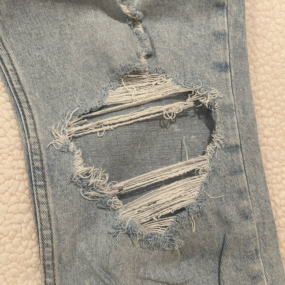 Abercrombie & Fitch “The Mom High Rise” CURVE LOVE 26R - Picture 3 of 4